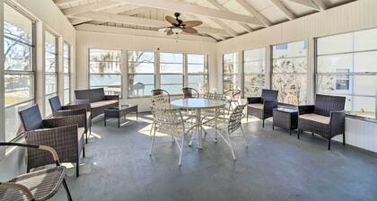 Lake Livingston Vacation Rental w/ Kayaks!