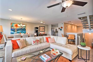 Apartment (4 Bedrooms) | Front of property - Waterfront Home w/ Dock on Lake Lyndon B Johnson! (Horseshoe Bay)