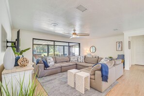 House (3 Bedrooms) | Interior - Riverfront Home w/ Boat Dock & Kayaks! (Crystal River)