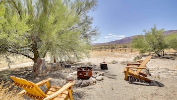 Rumah (3 Bedrooms) | Bagian depan properti