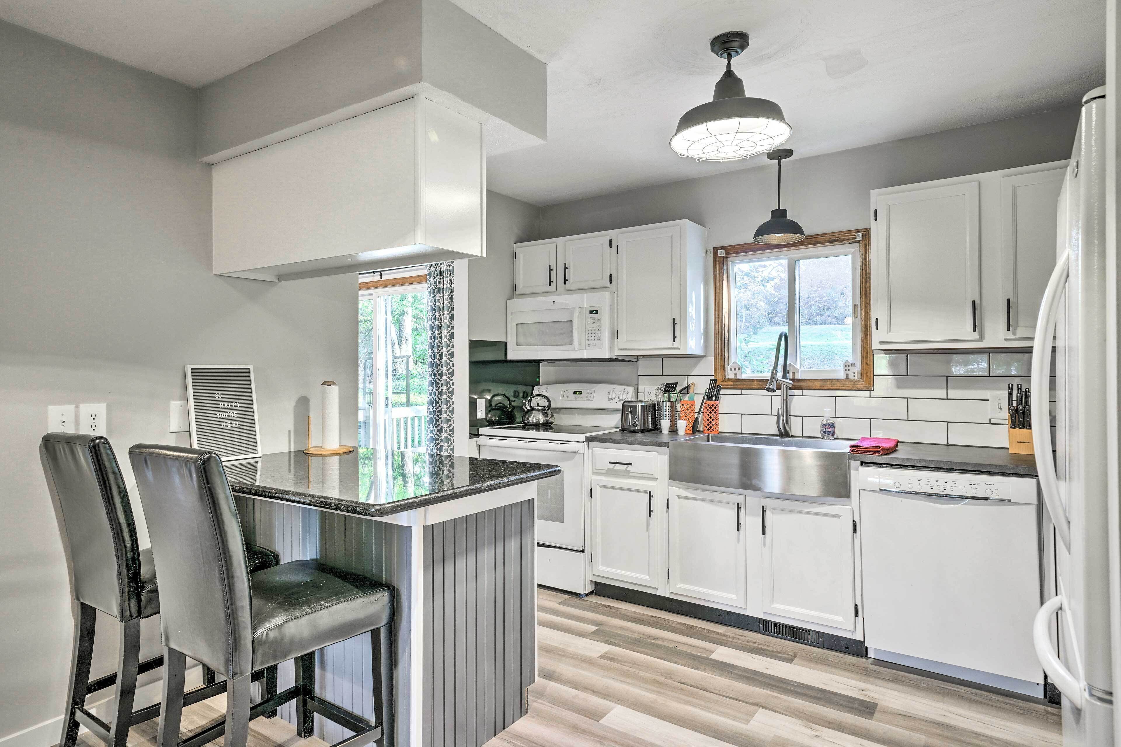 電子レンジ、オーブン、コンロ、食器洗い機