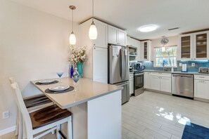 House (3 Bedrooms) | Interior - Indian Rocks Beach Home - 2 Blocks to Beach! (Indian Rocks Beach)