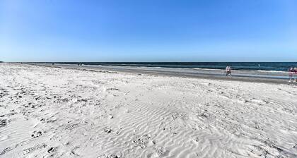 Indian Rocks Beach Home - 2 Blocks to Beach!