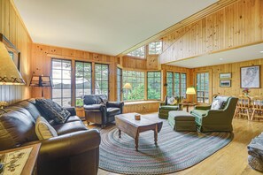 House (3 Bedrooms) | Interior - Lakefront Escape w/ Deck & Kayaks in Lovell! (Lovell)