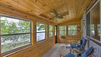 House (2 Bedrooms) | Front of property