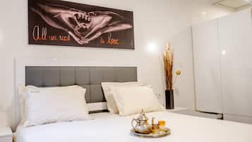 11 bedrooms, free WiFi, bed sheets