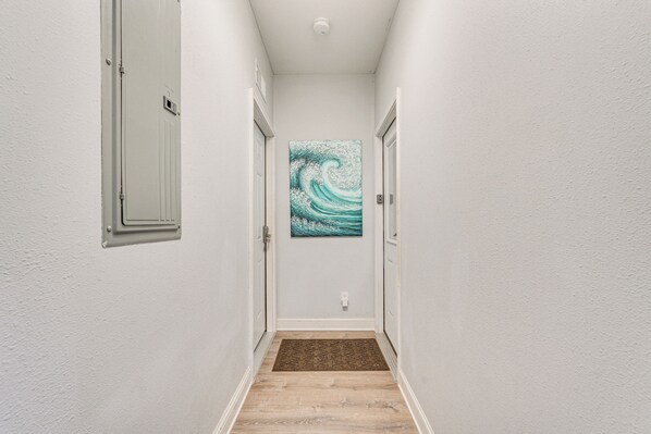 Interior - Sunny PCB Studio, 2 Min Walk To Laguna Beach! (Panama City Beach)