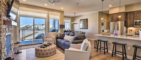 Apartment (2 Bedrooms) | Front of property