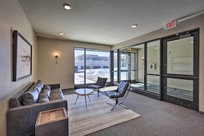 Apartment (2 Bedrooms) | Interior - Hike & Bike! Mtn-view Condo 1 Block to Main St (Winter Park)