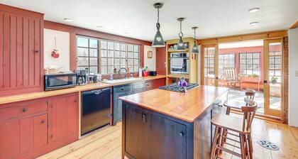Charming Lovell Farmhouse - 17 Acres w/ Mtn Views!