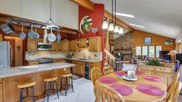 Rumah (3 Bedrooms) | Interior