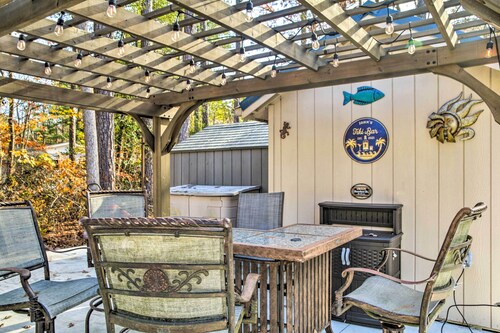 9 Mi to Ocean City Beaches: Retreat w/ Patio