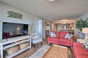 Apartment (2 Bedrooms) | Front of property - Beachfront Nags Head Condo w/ Private Balcony! (Nags Head)