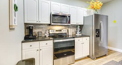 Private Deck & Community Perks: Lake Ozark Condo