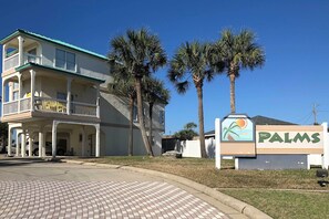 Apartment (2 Bedrooms) | Interior - Sunny PCB Home w/ Balcony: Steps to the Beach! (Panama City Beach)