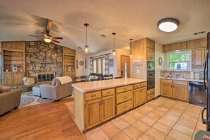 Rumah (2 Bedrooms) | Interior