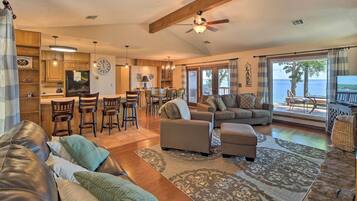 Rumah (2 Bedrooms) | Interior