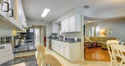 8 Mi to Rainbow Springs: Dunnellon Area Home!