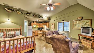 Apartment (0 Bedroom) | Interior