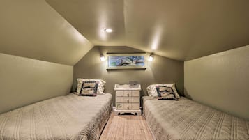 Apartment (0 Bedroom) | Interior