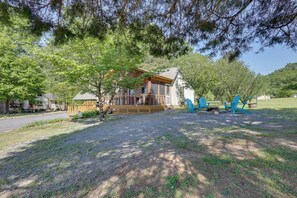 Apartment (0 Bedroom) | Interior - Guntersville Lake Home w/ Deck & Covered Boat Slip (Scottsboro)