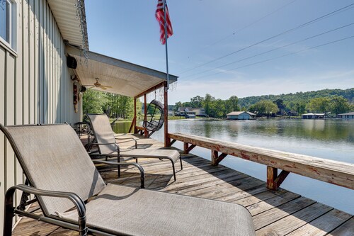 Guntersville Lake Home w/ Deck & Covered Boat Slip