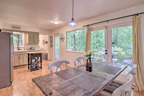 Peaceful Pisgah Forest Cottage w/ Fire Pit!