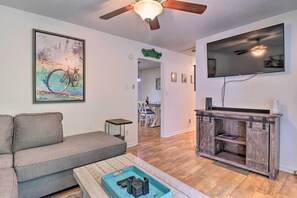 Interior - Peaceful Pisgah Forest Cottage w/ Fire Pit! (Pisgah Forest)