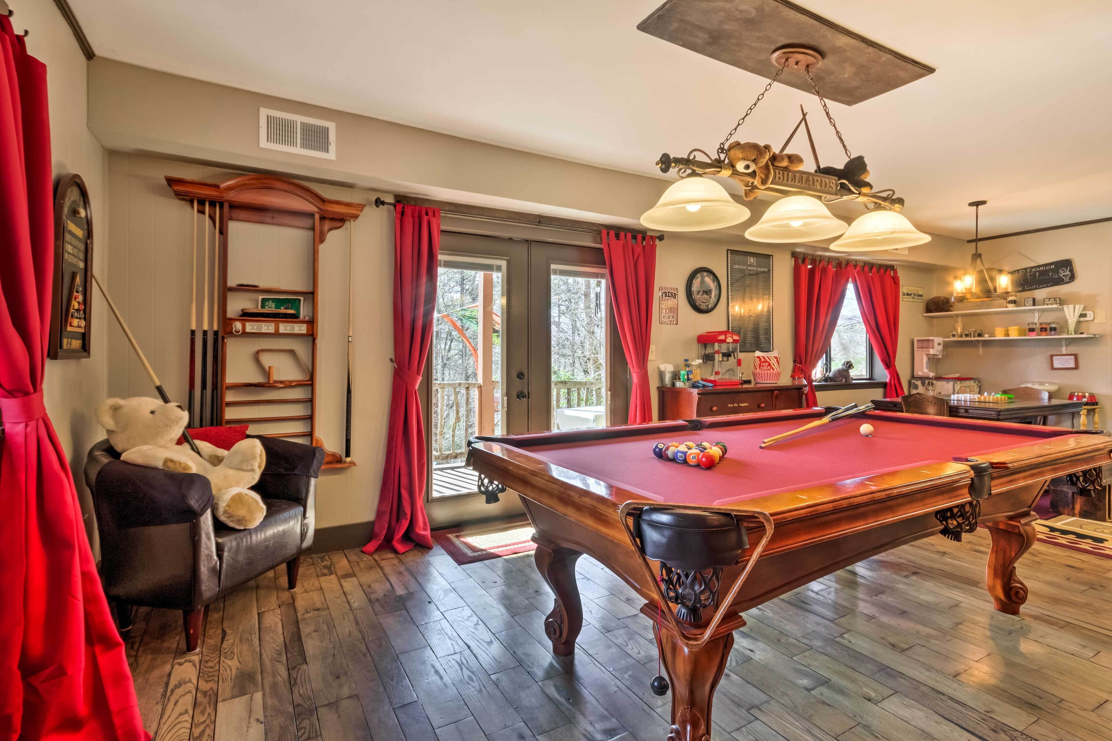 House (4 Bedrooms) | Interior