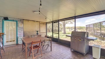 Talo (4 Bedrooms) | Sisätilat