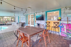 House (4 Bedrooms) | Interior - Beach Retreat in Jacksonville: Pet/family-friendly (Jacksonville Beach)