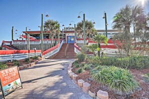 House (4 Bedrooms) | Interior - Beach Retreat in Jacksonville: Pet/family-friendly (Jacksonville Beach)