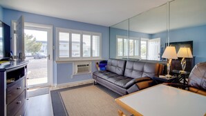 Apartment (1 Bedroom) | Interior - First-floor Brigantine Condo: Steps to Ocean! (Brigantine)