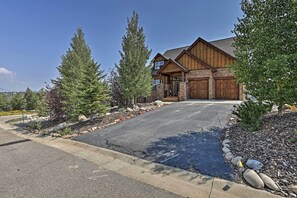 منزل (4 Bedrooms) | المنشأة من الداخل