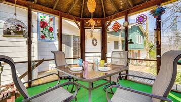 ู
ูุฒู (4 Bedrooms) | ุงูู
ูุดุฃุฉ ู
ู ุงูุฏุงุฎู