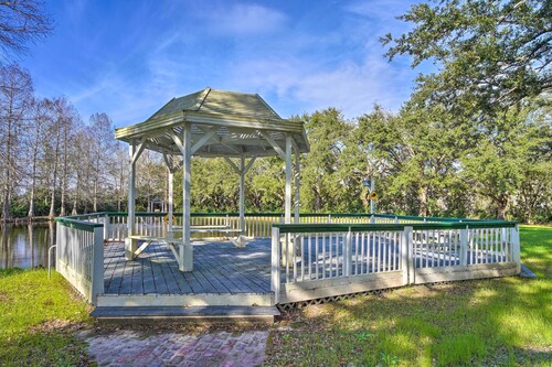 Tranquil Bayou Country Home w/ Pond: 8 Mi to Houma