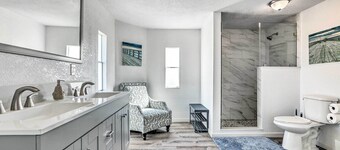 Pet-friendly Home: 10 Mi to Lake Okeechobee!
