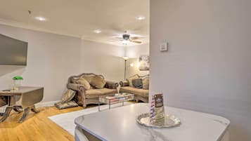 Apartment (1 Bedroom) | Interior