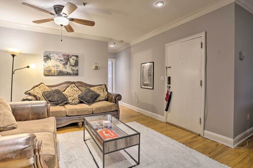 Couples Hub Near Metlife, Walk to Public Transit!
