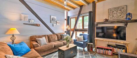 House (3 Bedrooms) | Front of property