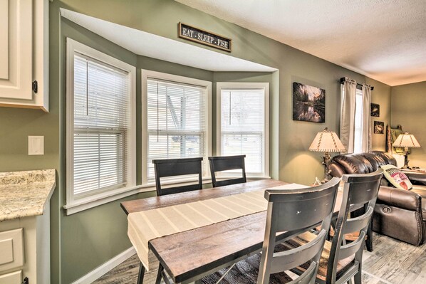 House (2 Bedrooms) | Interior