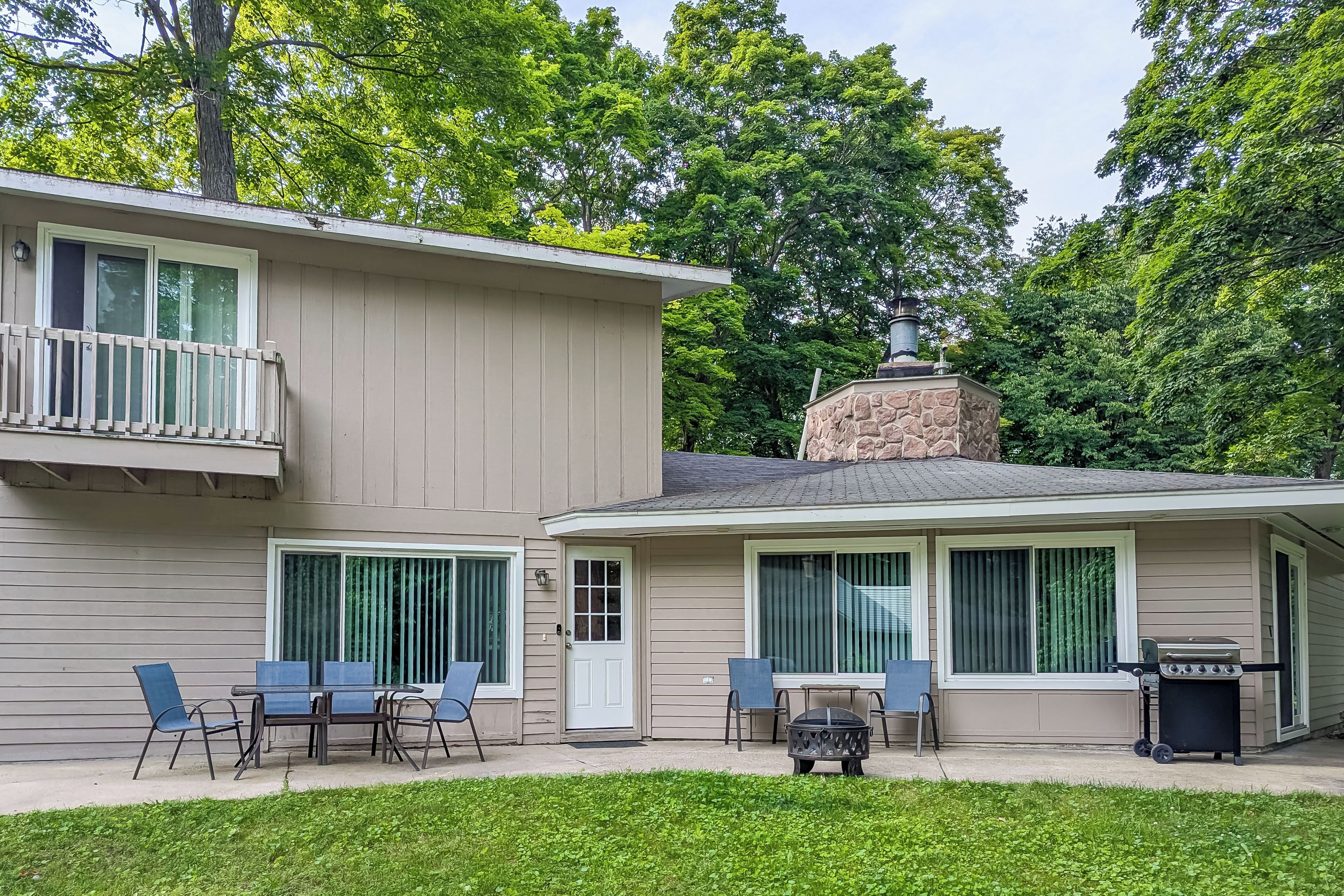 House (4 Bedrooms) | Interior