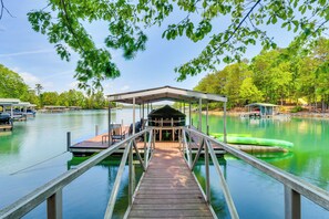 Interior - Beautiful Lake Keowee Home w/ Boat Dock & Fire Pit (Seneca)