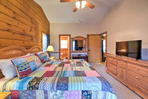 2 sovrum, strykjärn/strykbräda och sängkläder