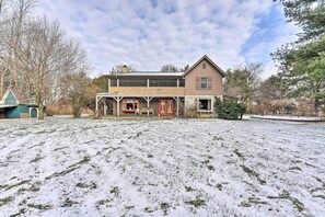 Exterior - Primitive Goshen Pine Lodge With Fireplace! (Middlebury)