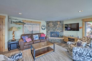 House (4 Bedrooms) | Interior - Similk Bay Retreat With Deck, Fire Pit + Hot Tub! (Anacortes)