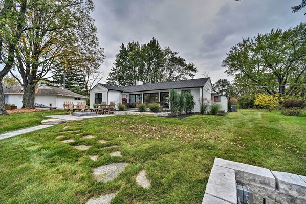 Exterior - Fenton Home w/ Patio & All Sports Lake Access (Fenton)