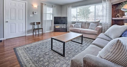 Cozy South Bend Retreat < 2 Mi to Notre Dame!