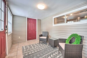 House (5 Bedrooms) | Interior