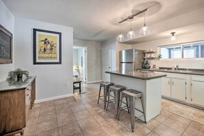 House (5 Bedrooms) | Interior - Cozy South Bend Retreat < 2 Mi to Notre Dame! (Mishawaka)